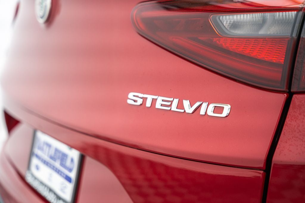 2023 Alfa Romeo Stelvio Quadrifoglio