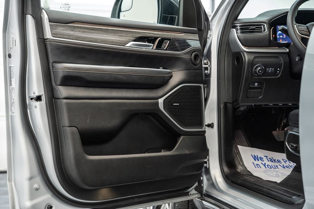 2024 Jeep Wagoneer Series III