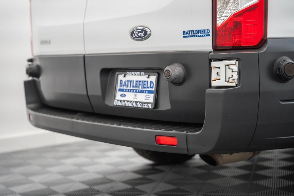 2018 Ford Transit-250 Base