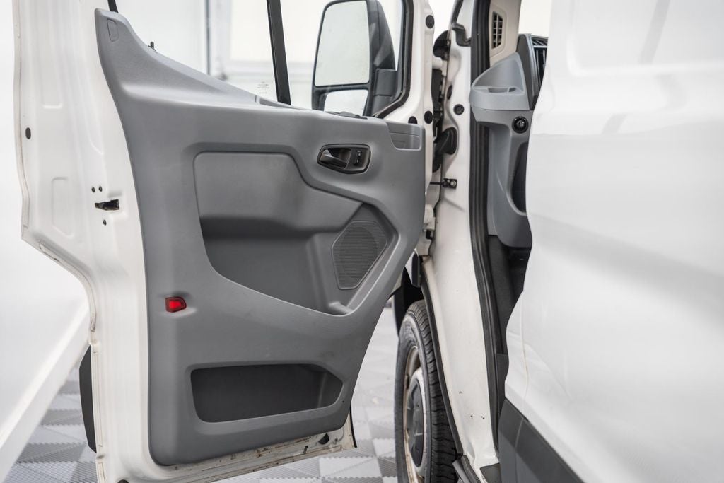 2018 Ford Transit-250 Base