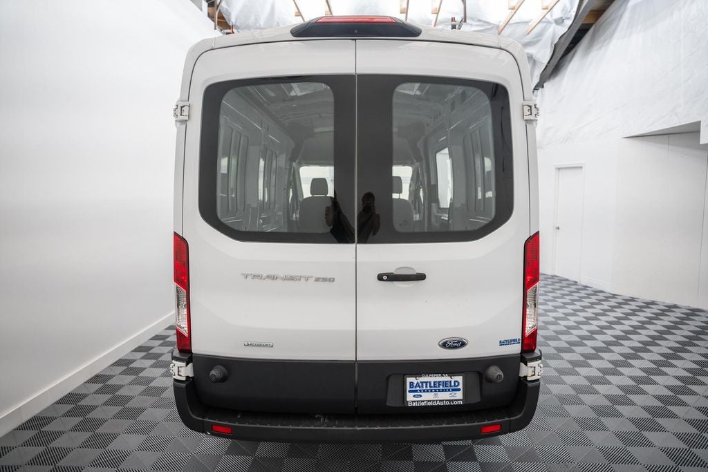 2018 Ford Transit-250 Base