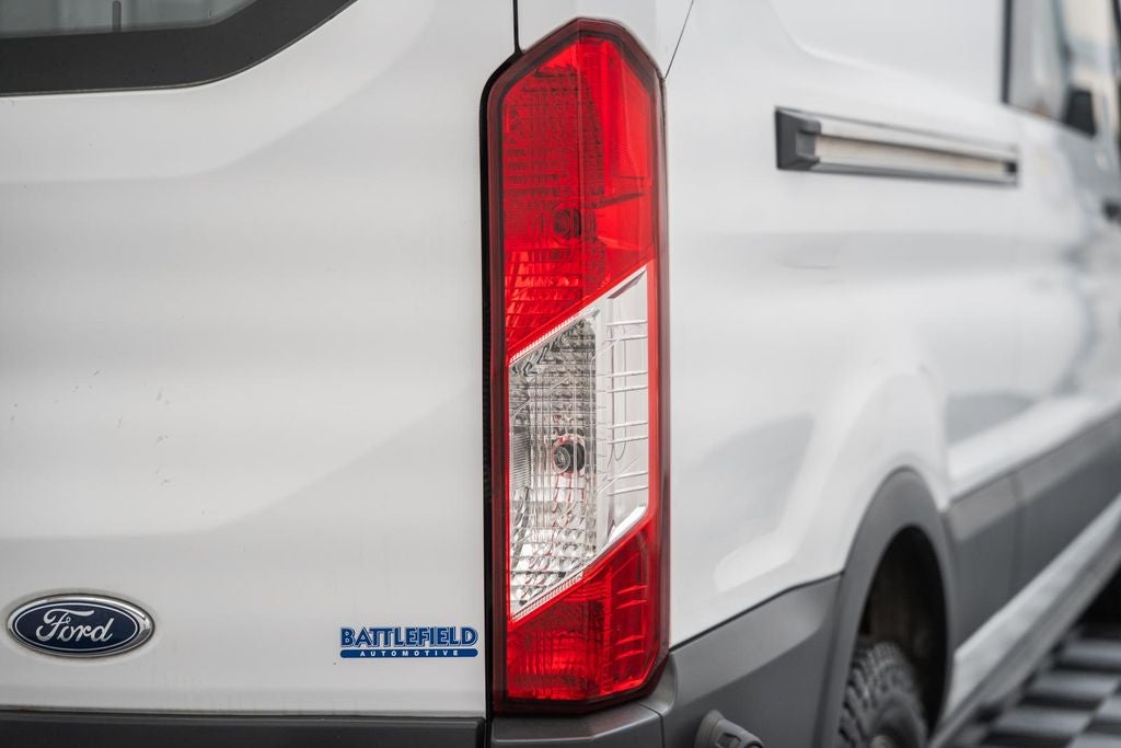 2018 Ford Transit-250 Base