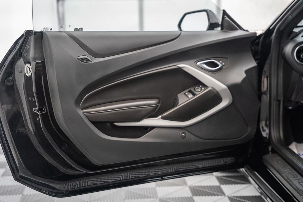 2023 Chevrolet Camaro LT1