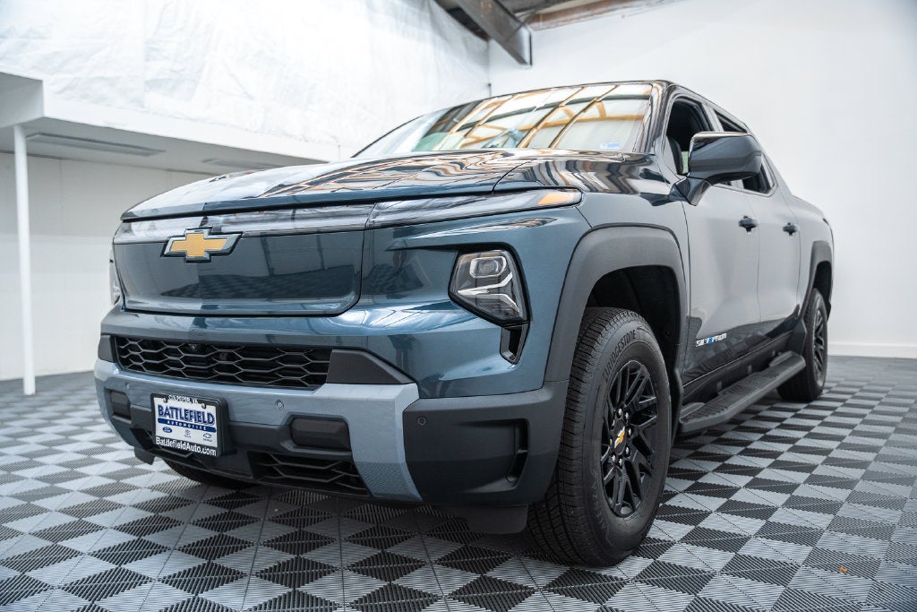 2026 Chevrolet Silverado EV LT