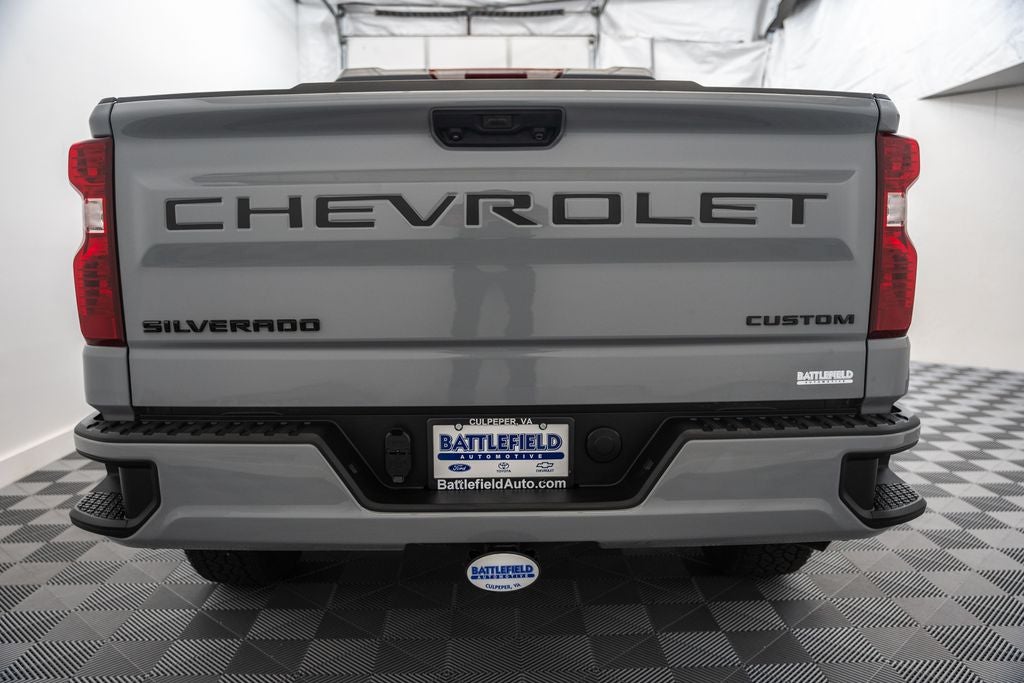 2025 Chevrolet Silverado 1500 Custom