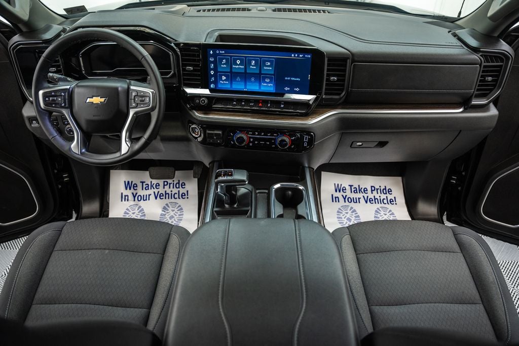 2025 Chevrolet Silverado 1500 LT LT1