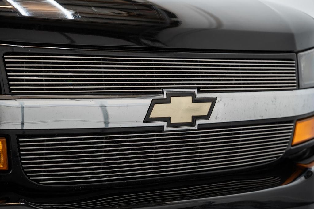 2023 Chevrolet Express 2500 High Top Explorer Limited SE