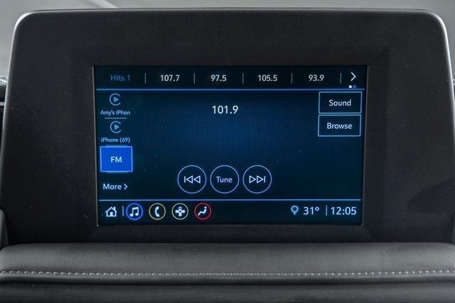 2024 Chevrolet Suburban LS