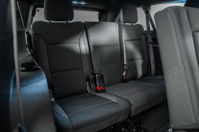 2024 Chevrolet Suburban LS