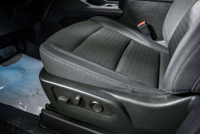 2024 Chevrolet Suburban LS