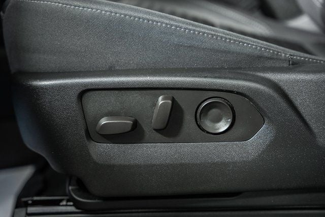 2024 Chevrolet Suburban LS