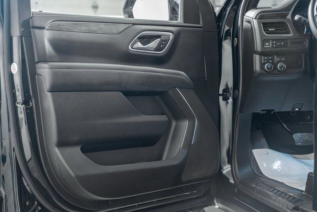 2024 Chevrolet Suburban LS