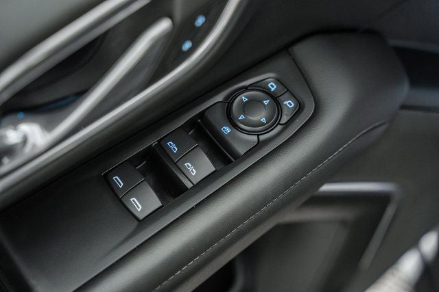 2024 Chevrolet Suburban LS