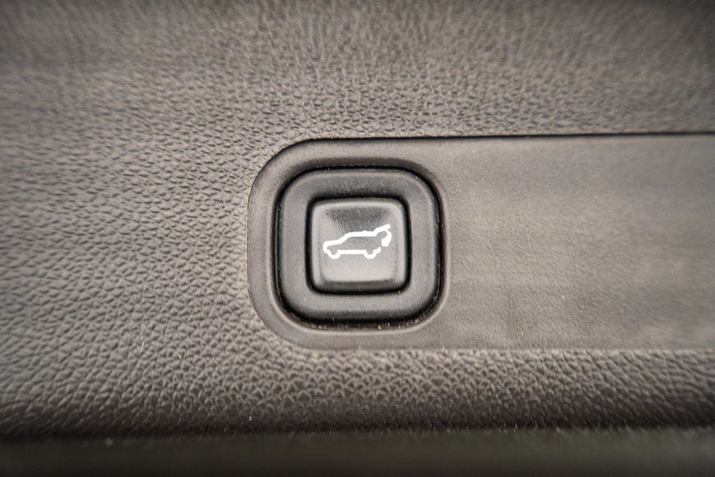 2011 Chevrolet Suburban 1500 LTZ