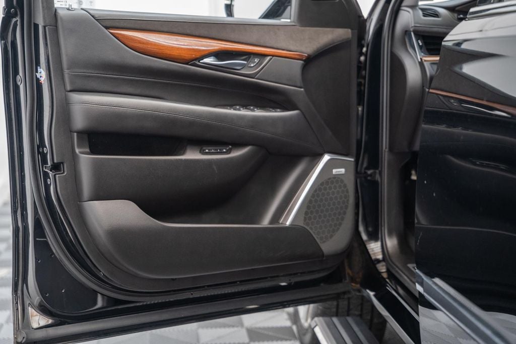 2016 Cadillac Escalade Premium