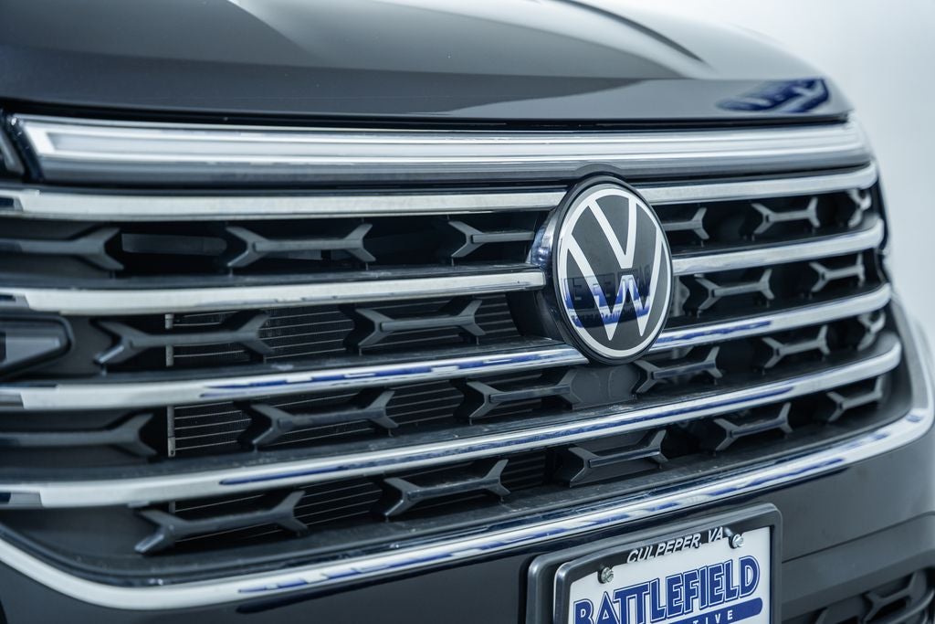 2025 Volkswagen Atlas 2.0T SE