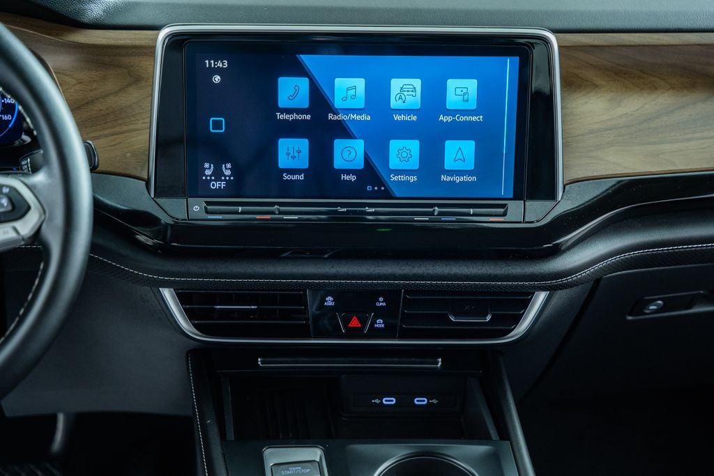 2025 Volkswagen Atlas 2.0T SE