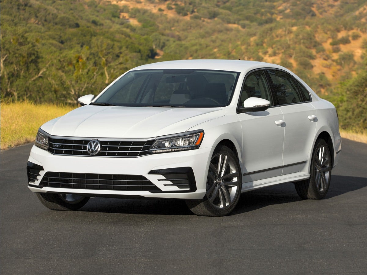 2016 Volkswagen Passat 1.8T R-Line