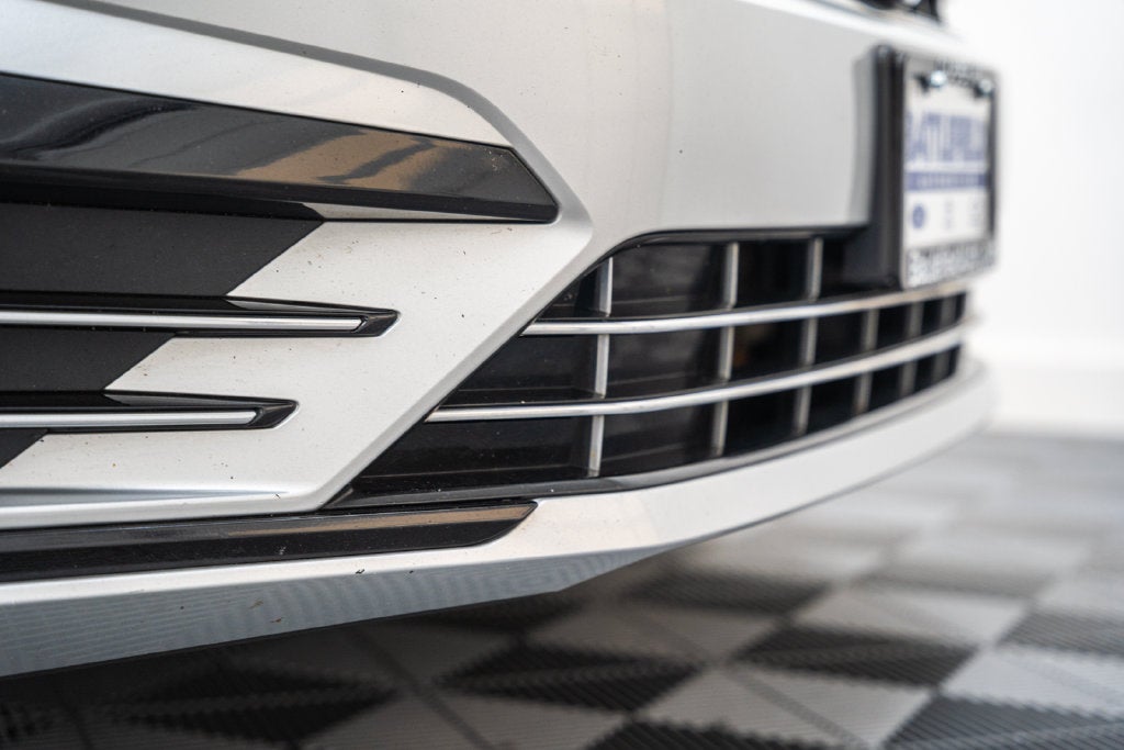 2016 Volkswagen Passat 1.8T R-Line