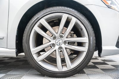 2016 Volkswagen Passat 1.8T R-Line