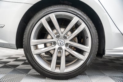 2016 Volkswagen Passat 1.8T R-Line
