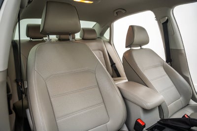 2016 Volkswagen Passat 1.8T R-Line