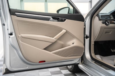 2016 Volkswagen Passat 1.8T R-Line