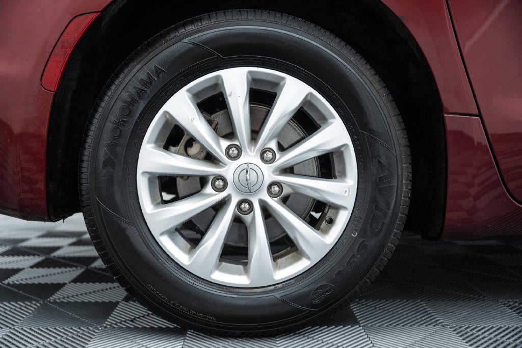 2017 Chrysler Pacifica Touring L
