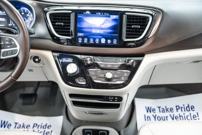 2017 Chrysler Pacifica Touring L