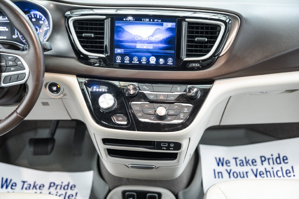 2017 Chrysler Pacifica Touring L