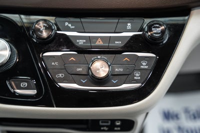 2017 Chrysler Pacifica Touring L