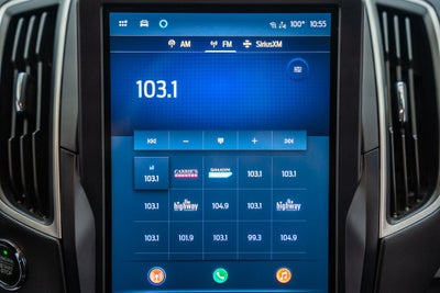2022 Ford Edge SE