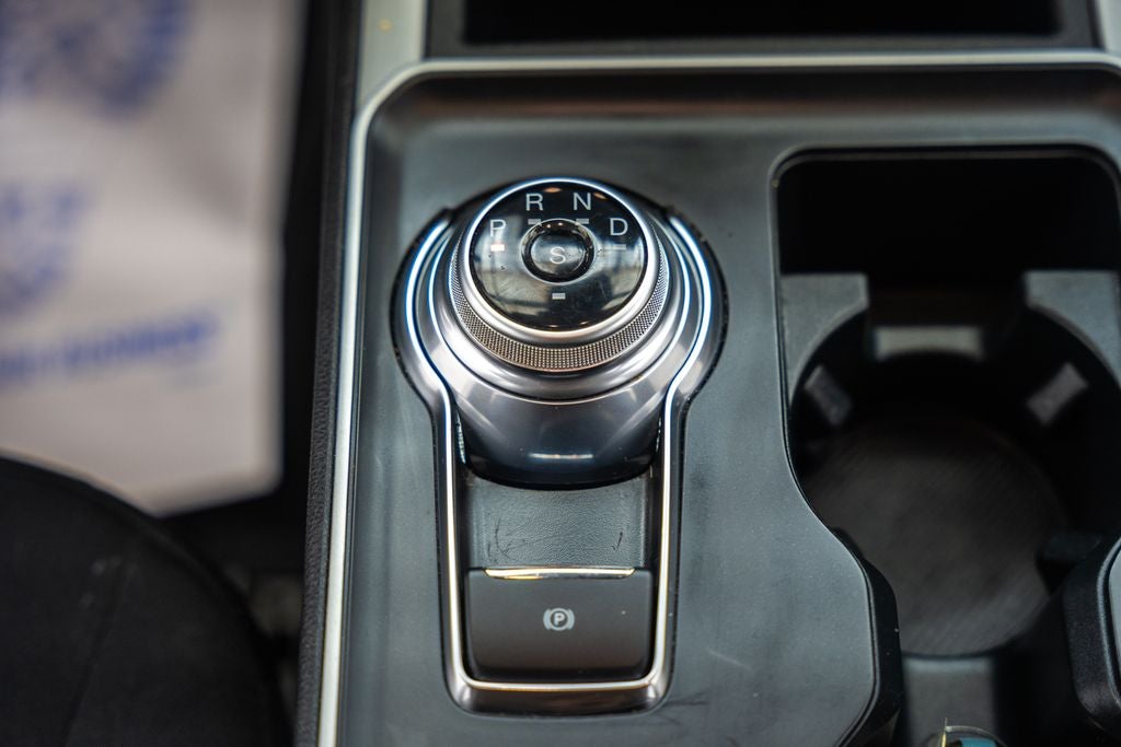 2022 Ford Edge SE