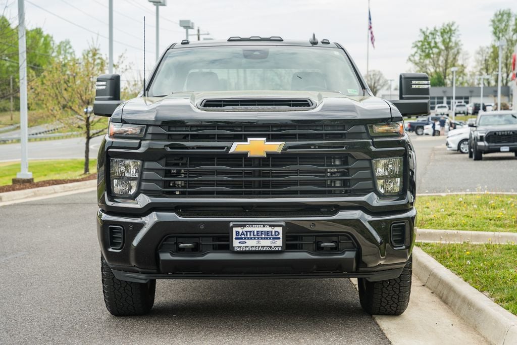 2025 Chevrolet Silverado 2500HD Custom Duramax 6.6L 4WD