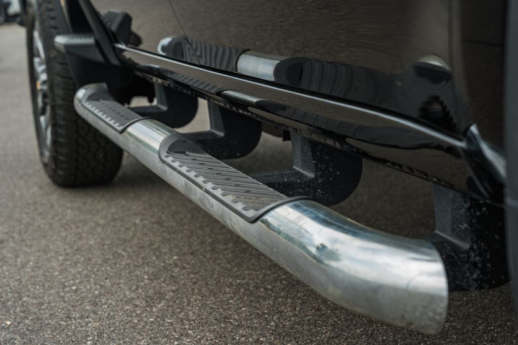 2025 Chevrolet Silverado 2500HD Custom Duramax 6.6L 4WD