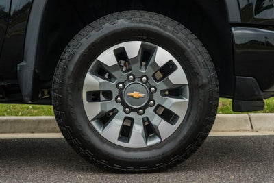 2025 Chevrolet Silverado 2500HD Custom Duramax 6.6L 4WD