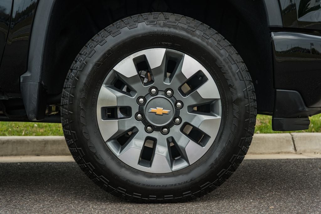 2025 Chevrolet Silverado 2500HD Custom Duramax 6.6L 4WD