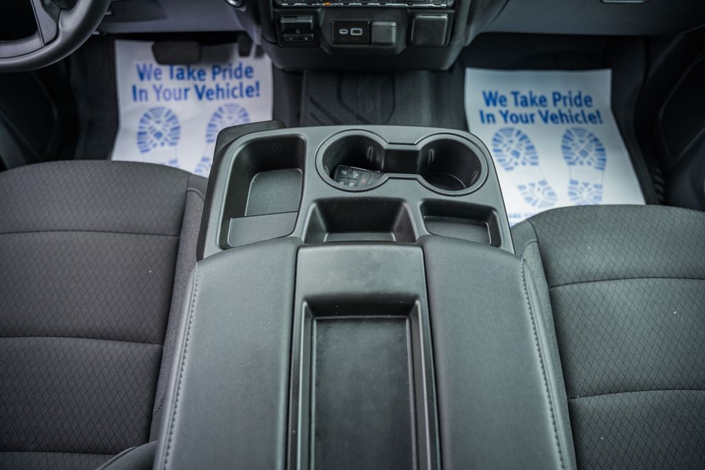 2025 Chevrolet Silverado 2500HD Custom Duramax 6.6L 4WD