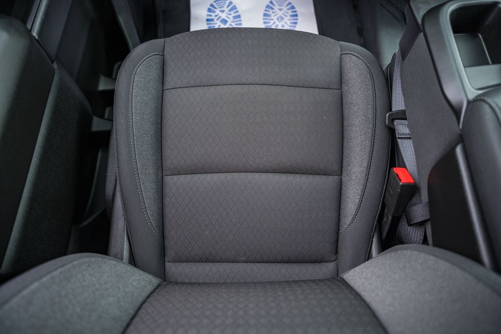 2025 Chevrolet Silverado 2500HD Custom Duramax 6.6L 4WD