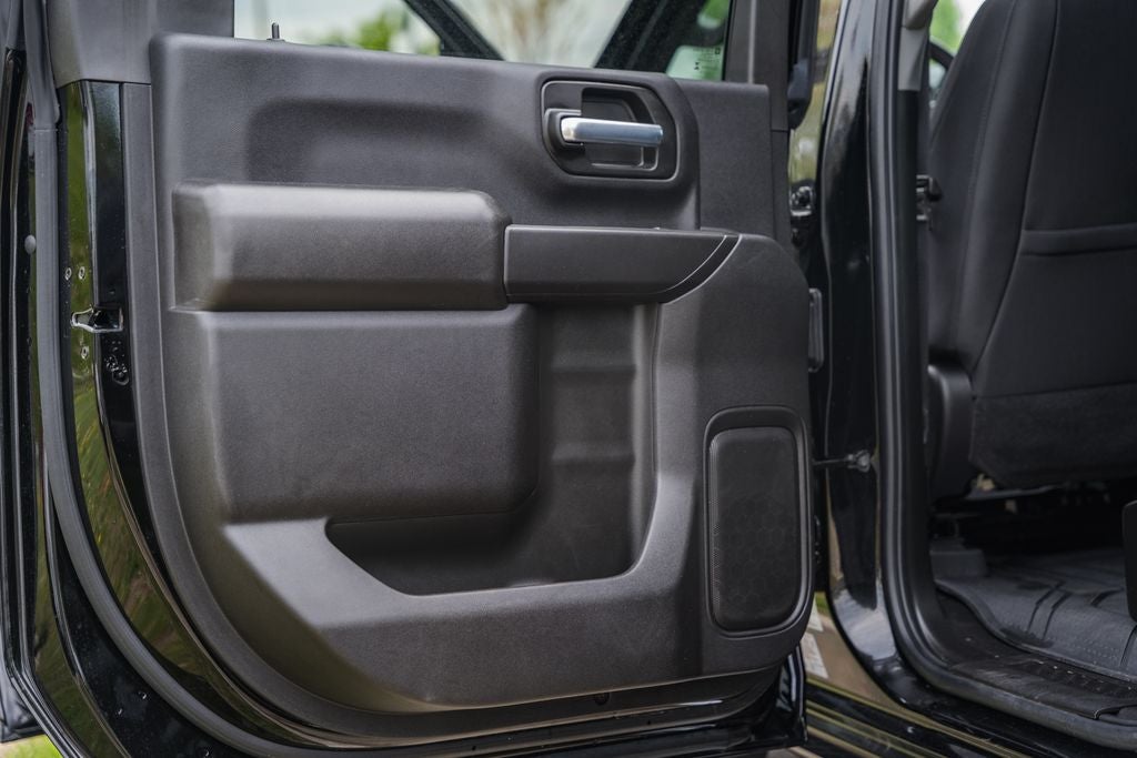 2025 Chevrolet Silverado 2500HD Custom Duramax 6.6L 4WD