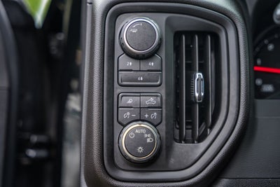 2025 Chevrolet Silverado 2500HD Custom Duramax 6.6L 4WD