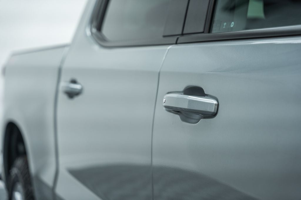 2025 Chevrolet Silverado 1500 LT LT1