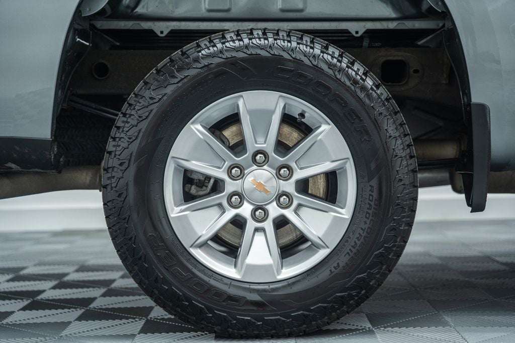 2025 Chevrolet Silverado 1500 LT LT1