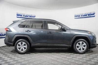 2020 Toyota RAV4 LE
