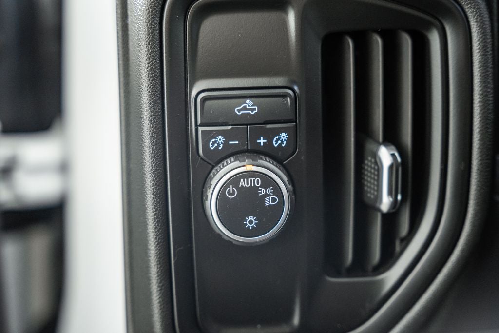 2019 Chevrolet Silverado 1500 Custom