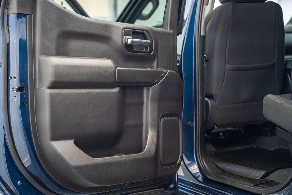 2022 Chevrolet Silverado 1500 LTD Custom 4WD