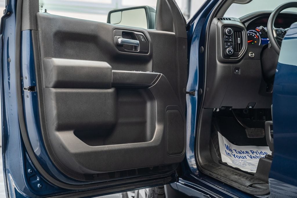 2022 Chevrolet Silverado 1500 LTD Custom 4WD