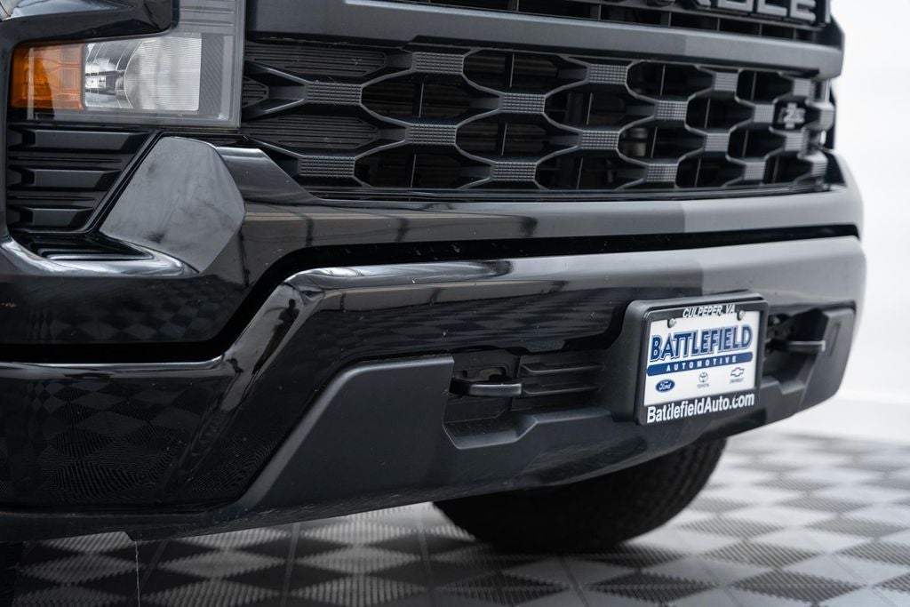 2023 Chevrolet Silverado 1500 Custom Trail Boss