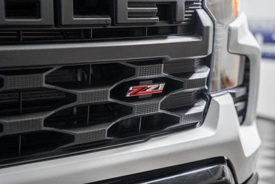 2025 Chevrolet Silverado 1500 Custom Trail Boss