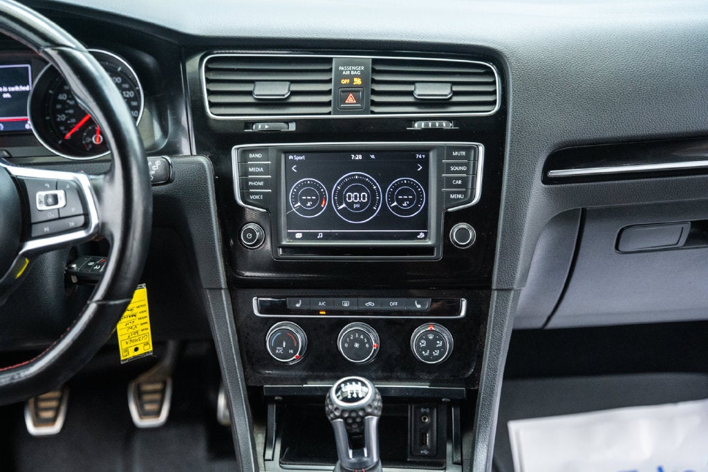 2017 Volkswagen Golf GTI S